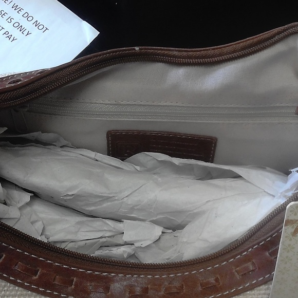 ** BRAND NEW RELIC BAG ** - Picture 3 of 5